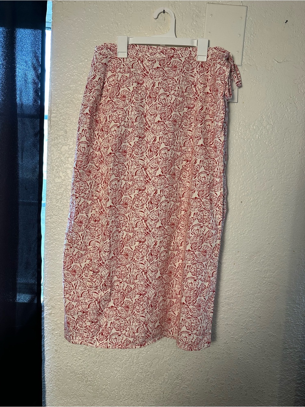 a new day Red and White shell printed  Tie-Waist Midi Skirt